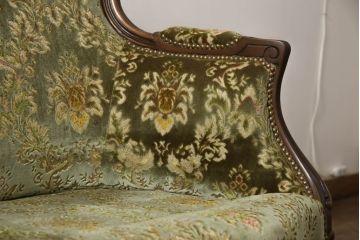 中古　美品　カリモク家具(karimoku)　domani(ドマーニ)　Louis(ルイ)XVシリーズ　ルイ15世　気品ある佇まいが高級感を醸し出す3人掛けソファ(アームソファ、三人掛け、3P)(定価約100万円)(R-052138)
