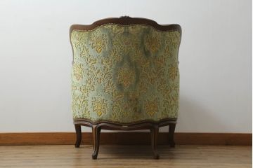 中古　カリモク家具(karimoku)　domani(ドマーニ)　Louis(ルイ)XVシリーズ　ルイ15世　優雅なひとときを演出してくれる1人掛けソファ(アームソファ、一人掛け、1P)(定価約48万円)(R-052139)