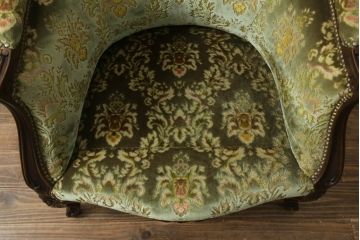中古　カリモク家具(karimoku)　domani(ドマーニ)　Louis(ルイ)XVシリーズ　ルイ15世　優雅なひとときを演出してくれる1人掛けソファ(アームソファ、一人掛け、1P)(定価約48万円)(R-052139)