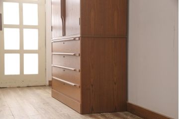 和製ビンテージ　希少　チーク材　激レア!!北欧デザインがお洒落な和服箪笥(和タンス、着物箪笥、衣装箪笥、ヴィンテージ)(R-052141)