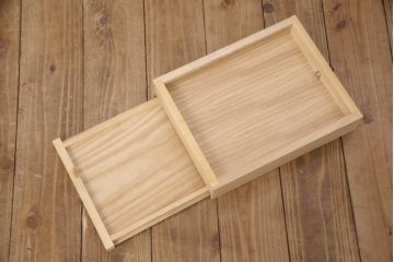 和製ビンテージ　希少　チーク材　激レア!!北欧デザインがお洒落な和服箪笥(和タンス、着物箪笥、衣装箪笥、ヴィンテージ)(R-052141)