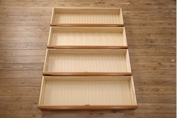 和製ビンテージ　希少　チーク材　激レア!!北欧デザインがお洒落な和服箪笥(和タンス、着物箪笥、衣装箪笥、ヴィンテージ)(R-052141)