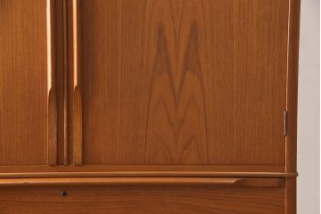 和製ビンテージ　希少　チーク材　激レア!!北欧デザインがお洒落な和服箪笥(和タンス、着物箪笥、衣装箪笥、ヴィンテージ)(R-052141)