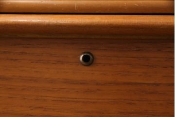和製ビンテージ　希少　チーク材　激レア!!北欧デザインがお洒落な和服箪笥(和タンス、着物箪笥、衣装箪笥、ヴィンテージ)(R-052141)