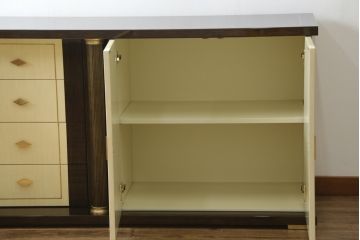 中古　超美品　EURO CASA(ユーロ・カーサ)取り扱い　TURRI(トゥーリ)　ツートーンカラーが美しい特注大型サイドボード(ローボード、収納棚、引き出し、キャビネット)(定価約220万円)(R-052150)
