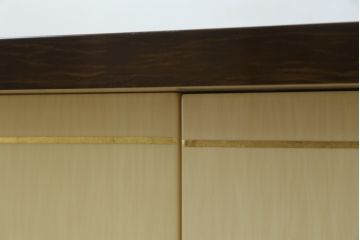 中古　超美品　EURO CASA(ユーロ・カーサ)取り扱い　TURRI(トゥーリ)　ツートーンカラーが美しい特注大型サイドボード(ローボード、収納棚、引き出し、キャビネット)(定価約220万円)(R-052150)