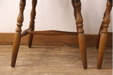 ヴィンテージ　柏木工(KASHIWA、かしわ)　ナラ材製　挽き物加工の背もたれと脚がお洒落なダイニングチェア2脚セット(椅子)(R-052152)