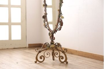 フランスビンテージ　激レア品　凝った装飾が美しい、メタルフラワーの大きな姿見(スタンドミラー、鏡)(R-052157)