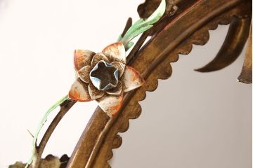 フランスビンテージ　激レア品　凝った装飾が美しい、メタルフラワーの大きな姿見(スタンドミラー、鏡)(R-052157)