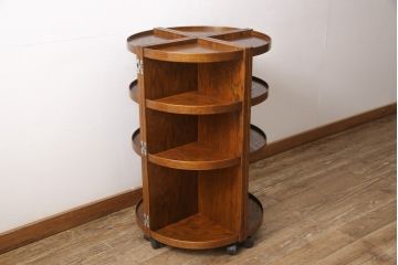 中古美品　カントリーハウス　秋山木工(職人堅木)　ユニークなデザインが目を引く折り畳み丸型飾り棚(陳列棚、本棚、収納棚)(R-052159)