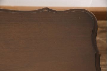 中古　カリモク家具(karimoku)　domani(ドマーニ)　Louis(ルイ)XVシリーズ　流れるような曲線が美しいセンターテーブル(リビングテーブル)(R-052163)