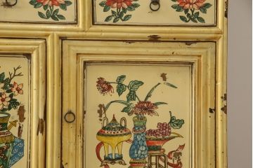 中古　美品　アジアンアンティーク風　カラフルな花の絵柄がかわいらしい大型飾り棚(陳列棚、キャビネット、オープンラック)(R-052165)