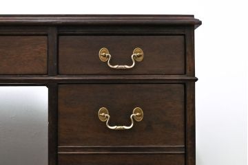 中古　DREXEL HERITAGE (ドレクセルヘリテイジ)　マホガニー材　洗練された大人の雰囲気醸し出す両袖デスク(机、在宅ワーク、在宅用ワークデスク)(R-052174)