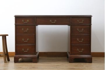 中古　DREXEL HERITAGE (ドレクセルヘリテイジ)　マホガニー材　洗練された大人の雰囲気醸し出す両袖デスク(机、在宅ワーク、在宅用ワークデスク)(R-052175)