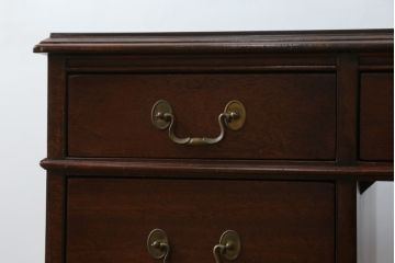中古　DREXEL HERITAGE (ドレクセルヘリテイジ)　マホガニー材　洗練された大人の雰囲気醸し出す両袖デスク(机、在宅ワーク、在宅用ワークデスク)(R-052175)