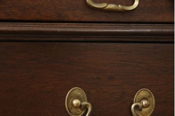 中古　DREXEL HERITAGE (ドレクセルヘリテイジ)　マホガニー材　洗練された大人の雰囲気醸し出す両袖デスク(机、在宅ワーク、在宅用ワークデスク)(R-052176)