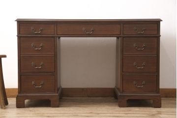 中古　DREXEL HERITAGE (ドレクセルヘリテイジ)　マホガニー材　洗練された大人の雰囲気醸し出す両袖デスク(机、在宅ワーク、在宅用ワークデスク)(R-052177)