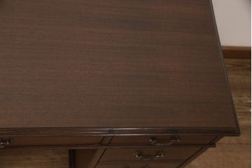 中古　DREXEL HERITAGE (ドレクセルヘリテイジ)　マホガニー材　洗練された大人の雰囲気醸し出す両袖デスク(机、在宅ワーク、在宅用ワークデスク)(R-052177)