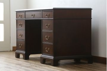 中古　DREXEL HERITAGE (ドレクセルヘリテイジ)　マホガニー材　洗練された大人の雰囲気醸し出す両袖デスク(机、在宅ワーク、在宅用ワークデスク)(R-052179)