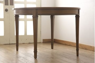 中古　DREXEL HERITAGE(ドレクセルヘリテイジ)　Triune(トライユン)　洗練された佇まいが気品を感じるダイニングテーブル(エクステンションテーブル、拡張式テーブル)(R-052180)