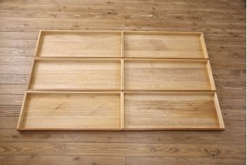 中古　漆塗り　衣装盆付き　落ち着いた色合いが魅力!モダンな空間づくりにおすすめの重ねタンス(並厚、着物箪笥、衣装箪笥、和タンス)(定価約85万円)(R-052183)