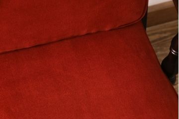 中古美品　松本民芸家具　赤と茶のコントラストが鮮やかな3人掛けソファ(ベンチ、三人掛け、3P)(R-052187)