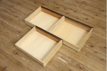 中古　美品　軽井沢彫り　咲き誇る桜の彫りが見事な茶箪笥(サイドボード、サイドキャビネット、収納棚、飾り棚、茶棚、茶タンス)(定価約100万円)(R-052189)
