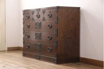 中古　美品　岩谷堂箪笥　桜木家具店作　重厚な雰囲気で格式ただようチェスト(引き出し、衣装箪笥、整理タンス)(R-052209)