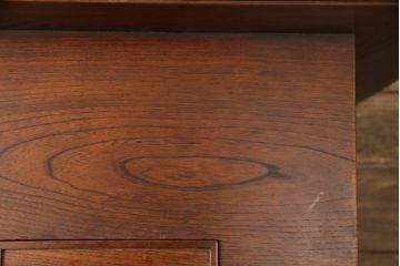 中古　国産民芸家具　ケヤキ材　四隅の金具にもこだわりが感じられる長火鉢(囲炉裏、関西火鉢、木製火鉢)(R-052210)