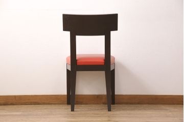 中古　cassina.ixc(カッシーナ・イクスシー )  Philippe hurel(フィリップ・ユーレル)  シンプルでありながら優雅で洗練されたデザインが魅力のチロルチェア(ダイニングチェア、椅子、合皮)(R-052225)