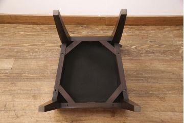 中古　cassina.ixc(カッシーナ・イクスシー )  Philippe hurel(フィリップ・ユーレル)  シンプルでありながら優雅で洗練されたデザインが魅力のチロルチェア(ダイニングチェア、椅子、合皮)(R-052225)