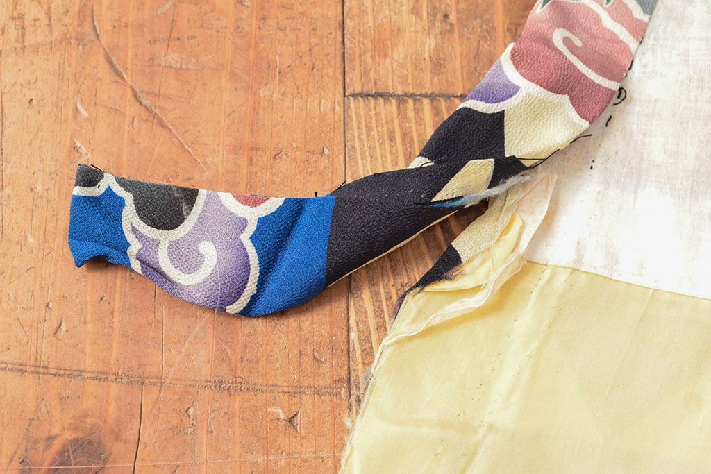 大正〜昭和初期　雲龍文　錦紗縮緬着物(正絹、古布)(R-052244)