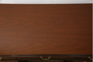 中古　DREXEL HERITAGE (ドレクセルヘリテイジ)　マホガニー材　洗練された大人の雰囲気醸し出す両袖デスク(机、在宅ワーク、在宅用ワークデスク)(R-052268)