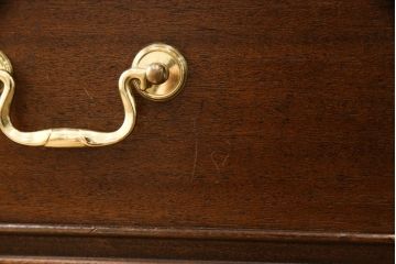 中古　DREXEL HERITAGE (ドレクセルヘリテイジ)　マホガニー材　洗練された大人の雰囲気醸し出す両袖デスク(机、在宅ワーク、在宅用ワークデスク)(R-052268)