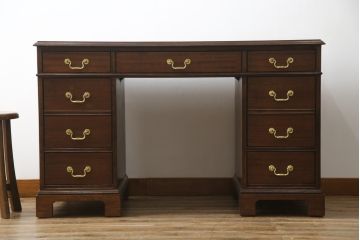 アメリカビンテージ　DREXEL HERITAGE (ドレクセルヘリテイジ)　マホガニー材　洗練された大人の雰囲気醸し出す両袖デスク(机、在宅ワーク、在宅用ワークデスク、ヴィンテージ)(R-052269)