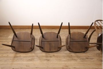 イギリスビンテージ　ERCOL(アーコール)　カントリースタイルにも合うクエーカーチェア4脚セット(椅子、板座チェア、ダイニングチェア、ヴィンテージ)(R-052275)