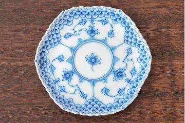 ROYAL COPENHAGEN　ロイヤルコペンハーゲン　ブルーフルーテッド　フルレース　コーヒーカップ&ソーサー2客(洋食器)(R-052279)