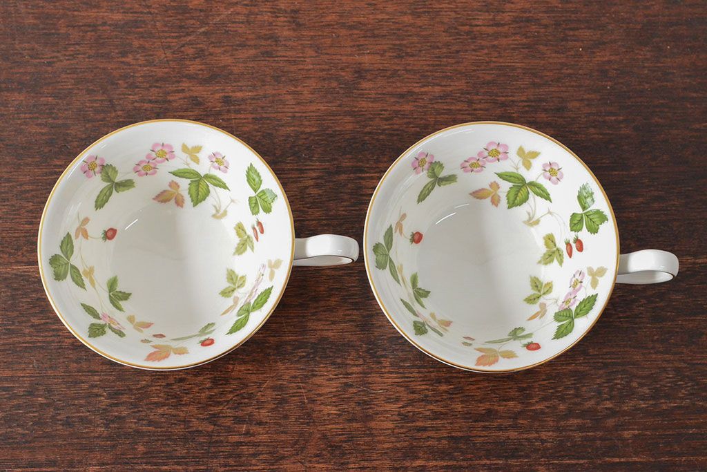 WEDGWOOD　ウェッジウッド　ワイルドストロベリー　カップ&ソーサー2客・プレート2枚セット(洋食器)(R-052282)