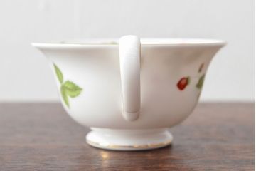 WEDGWOOD　ウェッジウッド　ワイルドストロベリー　カップ&ソーサー2客・プレート2枚セット(洋食器)(R-052282)