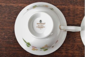 WEDGWOOD　ウェッジウッド　ワイルドストロベリー　カップ&ソーサー2客・プレート2枚セット(洋食器)(R-052282)
