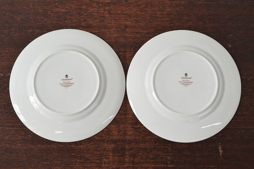 WEDGWOOD　ウェッジウッド　ワイルドストロベリー　カップ&ソーサー2客・プレート2枚セット(洋食器)(R-052282)