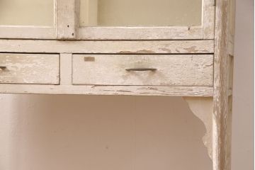 和製アンティーク　味わいのあるレトロなケビントガラスケース(飾り棚、陳列棚、収納棚、キャビネット)(R-052285)