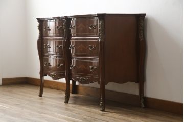中古　イタリア高級輸入家具　象嵌と真鍮金具で凝ったつくりが美しいサイドボード(引き出し、チェスト)(定価約60万円)(R-052287)