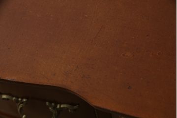 中古　イタリア高級輸入家具　象嵌と真鍮金具で凝ったつくりが美しいサイドボード(引き出し、チェスト)(定価約60万円)(R-052287)