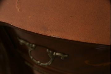中古　イタリア高級輸入家具　象嵌と真鍮金具で凝ったつくりが美しいサイドボード(引き出し、チェスト)(定価約60万円)(R-052287)