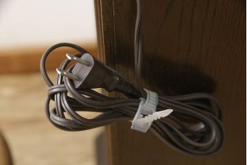 中古　超美品　カリモク家具(karimoku)　domani(ドマーニ)　QUEENS　LIFE(クイーンズライフ)　洗練されたデザインが美しいキュリオケース(飾り棚、ガラスケース、陳列棚、収納棚)(定価約32万円)(R-052289)