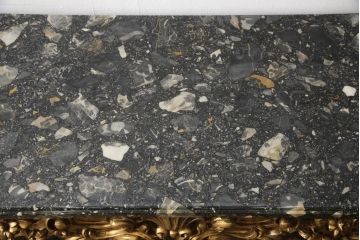 中古　極美品　イタリア超高級輸入家具　ロココ様式　ゴールドの彫刻(木彫り)と大理石天板がゴージャスなコンソールテーブル(定価約200万円以上)(サイドボード)(R-052295)
