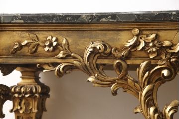 中古　極美品　イタリア超高級輸入家具　ロココ様式　ゴールドの彫刻(木彫り)と大理石天板がゴージャスなコンソールテーブル(定価約200万円以上)(サイドボード)(R-052295)
