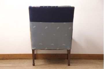 中古　特注　オーダーメイド　ミナペルホネン生地　tambourine(タンバリン)　choucho(ちょうちょ)　1人掛けソファ(定価約50万円)(ラウンジチェア、イージーチェア、アームソファ)(R-052303)