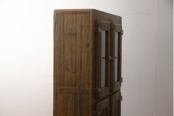 中古　超美品　CRASH GATE(クラッシュゲート) Knot antiques (ノットアンティークス)　ERIO CABINET 4DOOR　カントリーな雰囲気がかわいらしい、アンティーク加工の冷蔵庫風キャビネット(収納棚、戸棚)(R-052310)